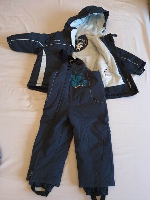 veste   pantalon de ski taille 2ans 30 La Motte (83)
