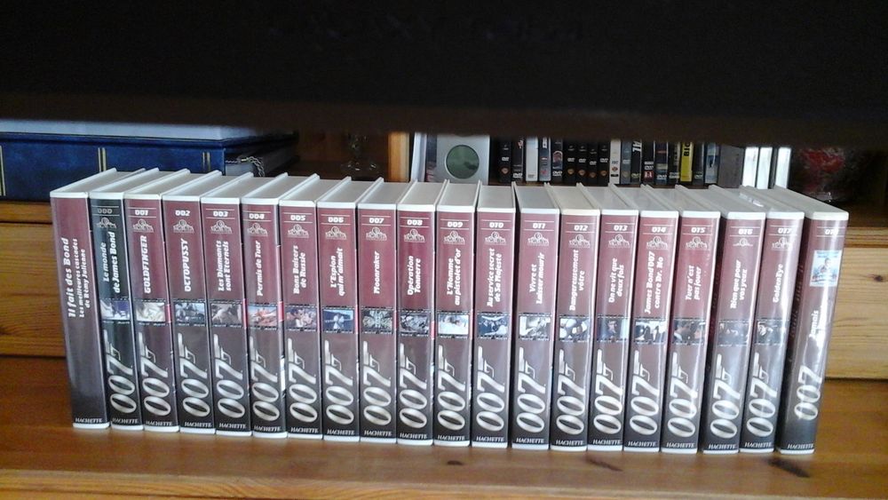 Les 21 casettes VHS de James Bond 007
DVD et blu-ray