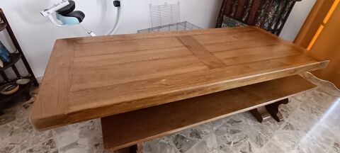 Ensemble table monastre avec ses 2 bancs en chne massif 400 Vallauris (06)