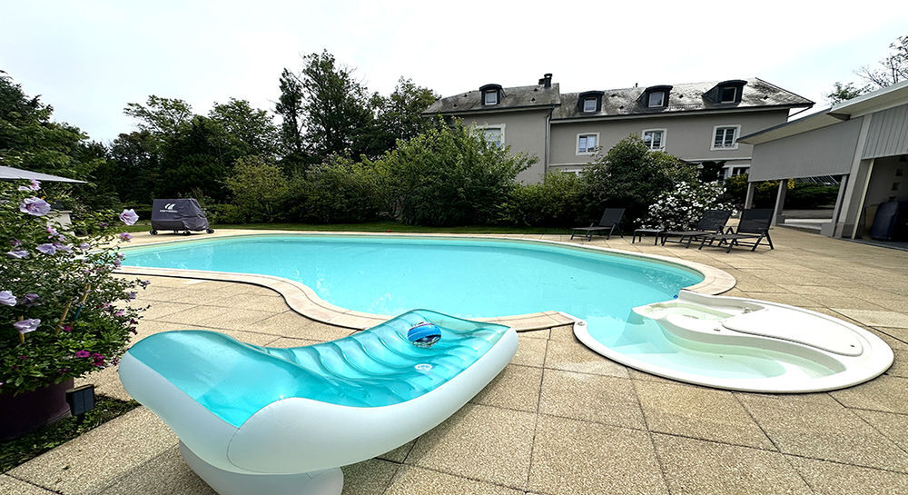 Vente Propriété/Château SENTHEIM (68) ?magnifique demeure de 17 p, avec piscine Sentheim