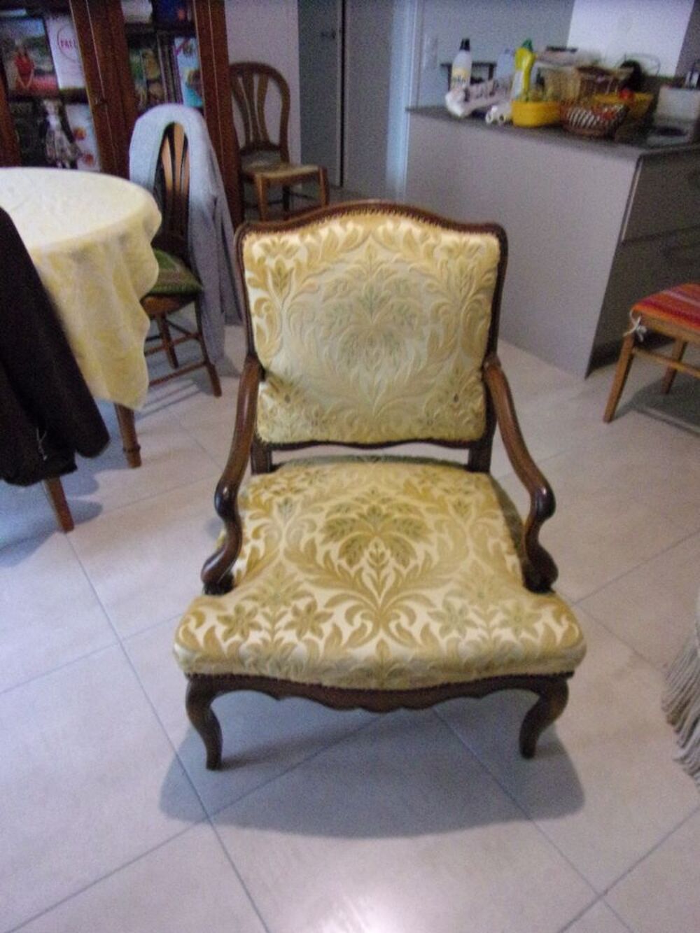 FAUTEUIL LOUIS XV TBE Meubles