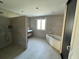  Maison � vendre 4 pi�ces 160 m�