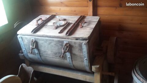 Baratte à beurre datant plus de 90 ans d'origine 0 Mérignies (59)