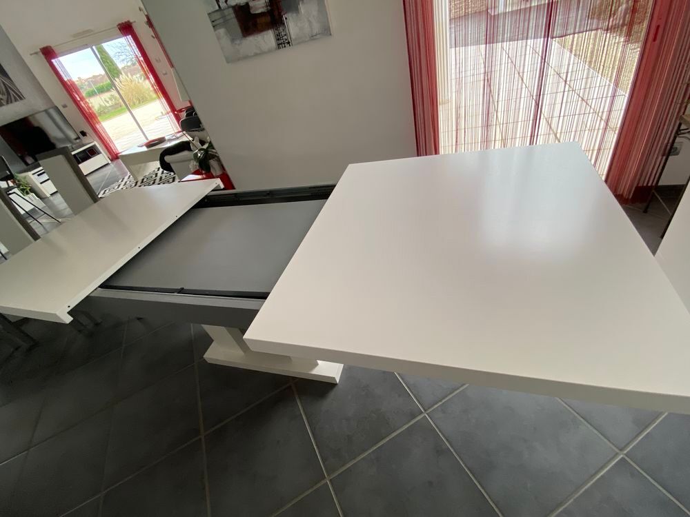 SAM compl&egrave;te Mobilier de France brad&eacute;e avant d&eacute;m&eacute;nagement Meubles