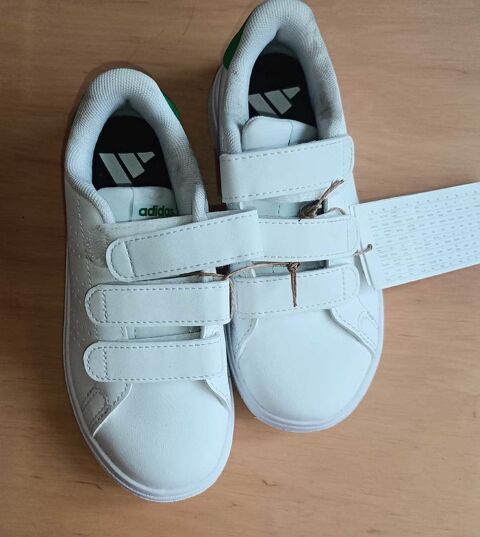ADIDAS ORIGINALS 25 Paris 17 (75)
