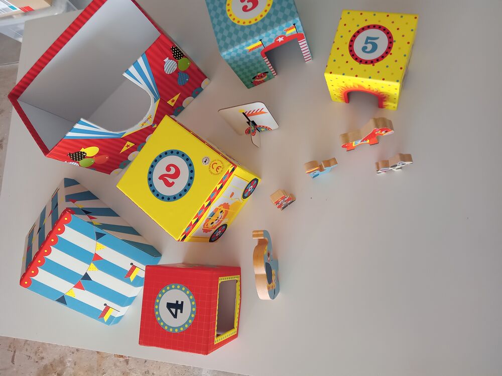Mallette de Puzzle et Maison du Cirque 1er Age Jeux / jouets