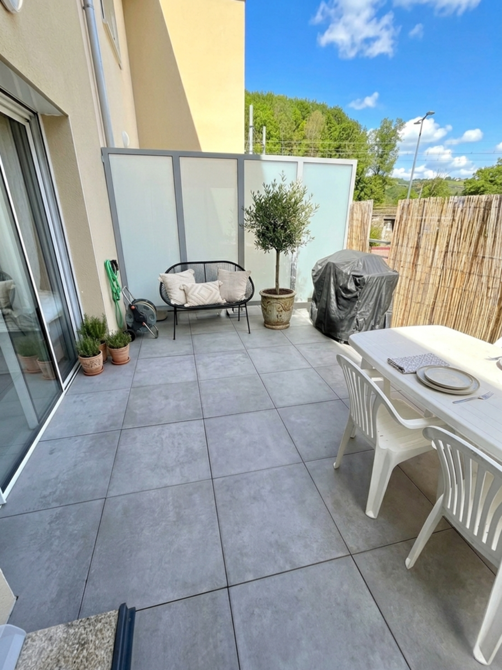 Vente Duplex/Triplex T2 DUPLEX ESPRIT MAISON ? TERRASSE, BALCON, PARKING & CAVE Loire-sur-rhône