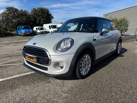 Mini Cooper D Hatch 3 Portes 116 ch Finition Chili 2016 occasion Sainte-C&eacute;cile-les-Vignes 84290