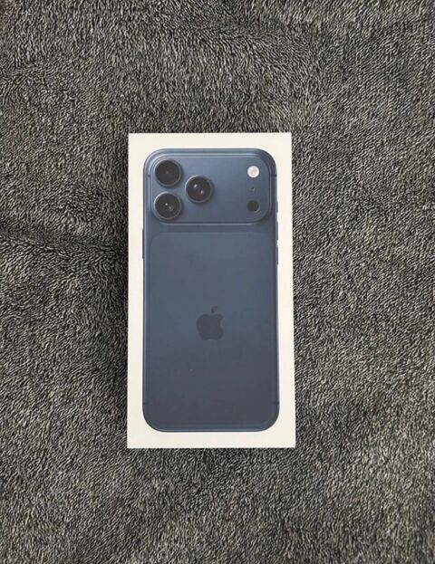 iPhone 17 pro Max Aix-en-Provence (13)