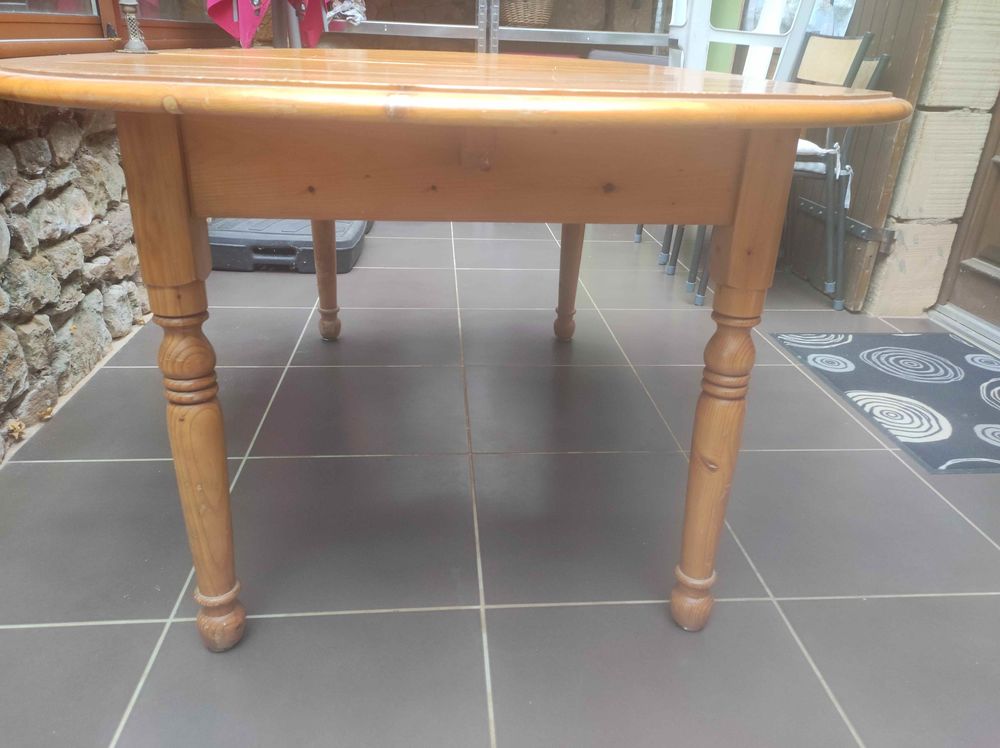 Table ovale pin Meubles