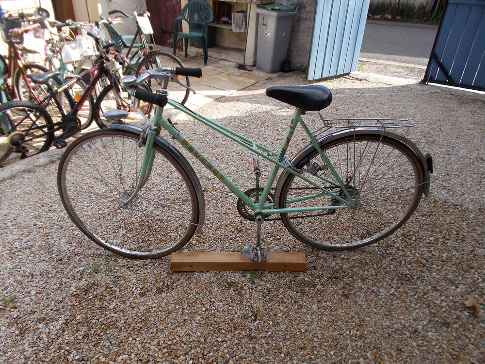 velo peugeot 1970/80 vintage d'origine tres beau velo Vélos