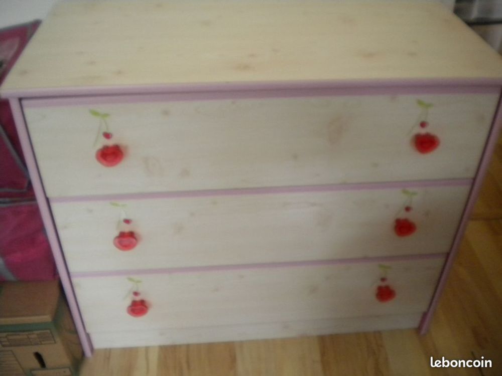 Commode 3 tiroirs Miss GRIOTTE Mobilier enfants