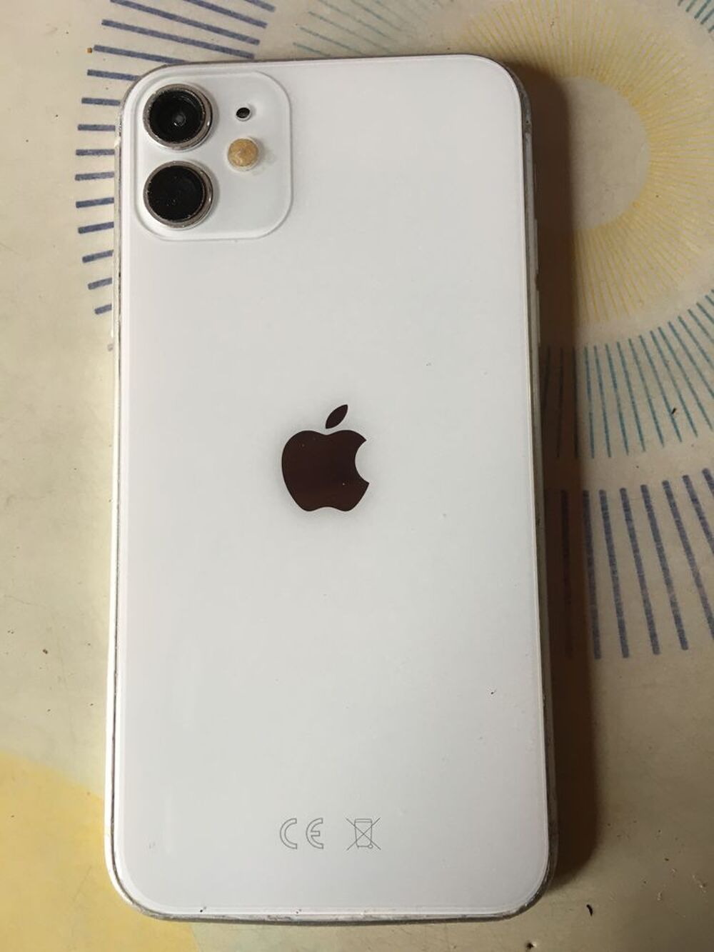 iPhone 11 Téléphones et tablettes