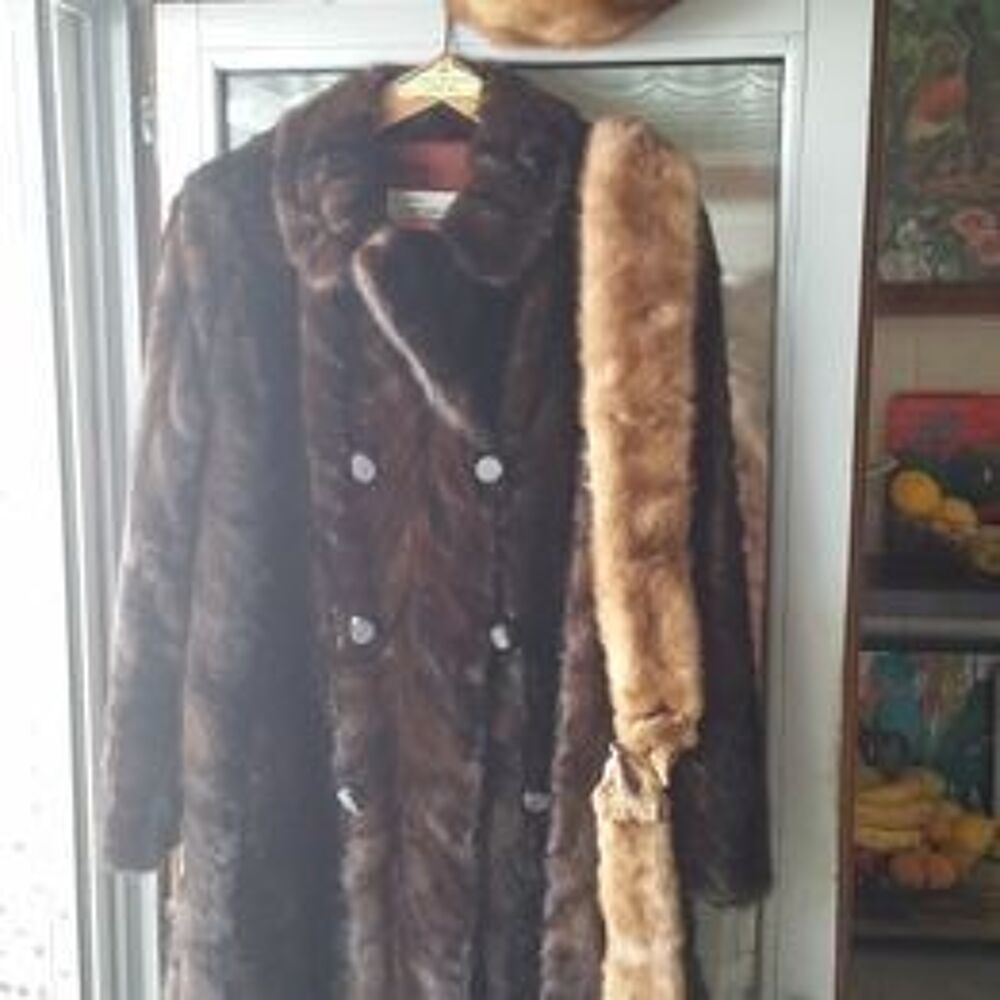 manteau fourrure charles Jourdan Vêtements