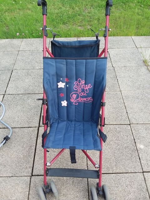 Pousette pliable comptines 15 Faulx (54)