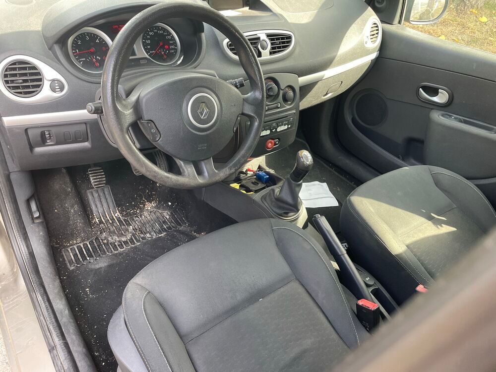 Clio III Clio 1.5 dCi 85 Privil&egrave;ge 2010 occasion 44770 La Plaine-sur-Mer
