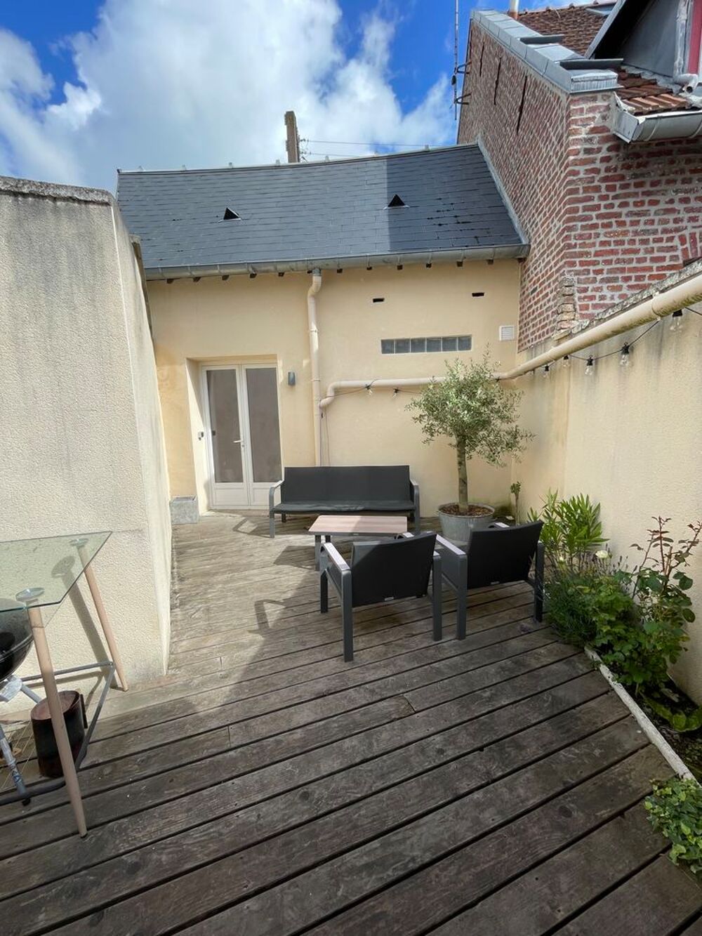 Vente Maison Maison de ville avec cour et garage - Quartier Rémicourt Saint-quentin
