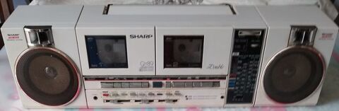 RADIO CASSETTE SHARP QT 89 Collector 0 Meximieux (01)