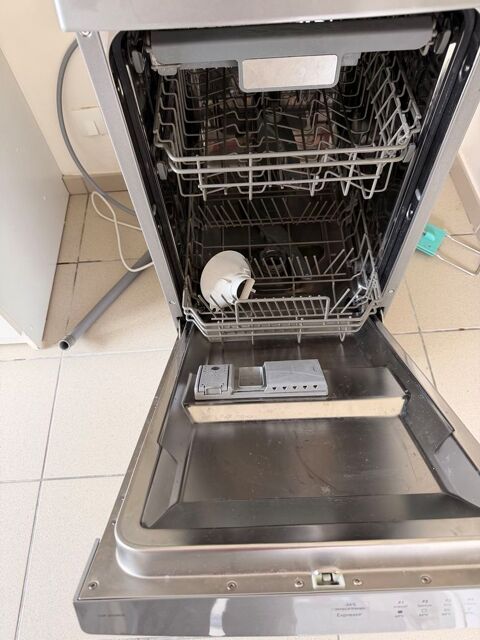 lave vaisselle 200 Beauvoir-sur-Mer (85)