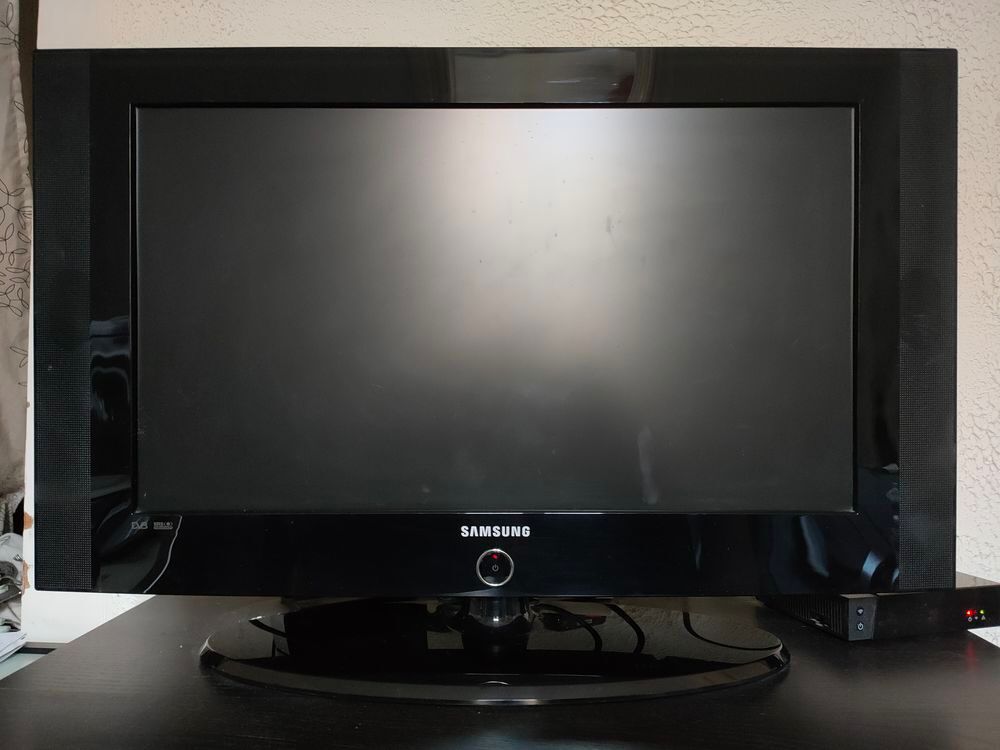 T&eacute;l&eacute;vision Samsung LE26A336J1D Electroménager