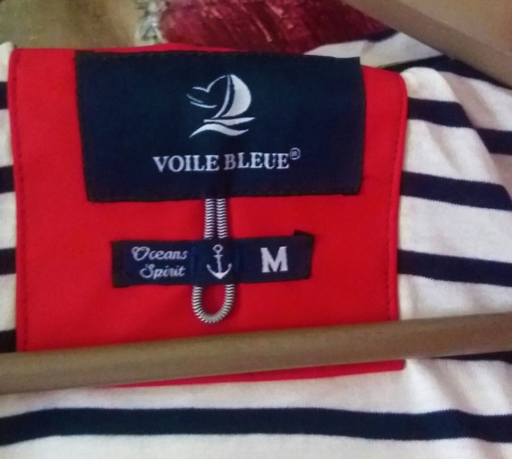 Parka trench d&eacute;perlant rouge Voile Bleue Original T M - T 40 Vêtements