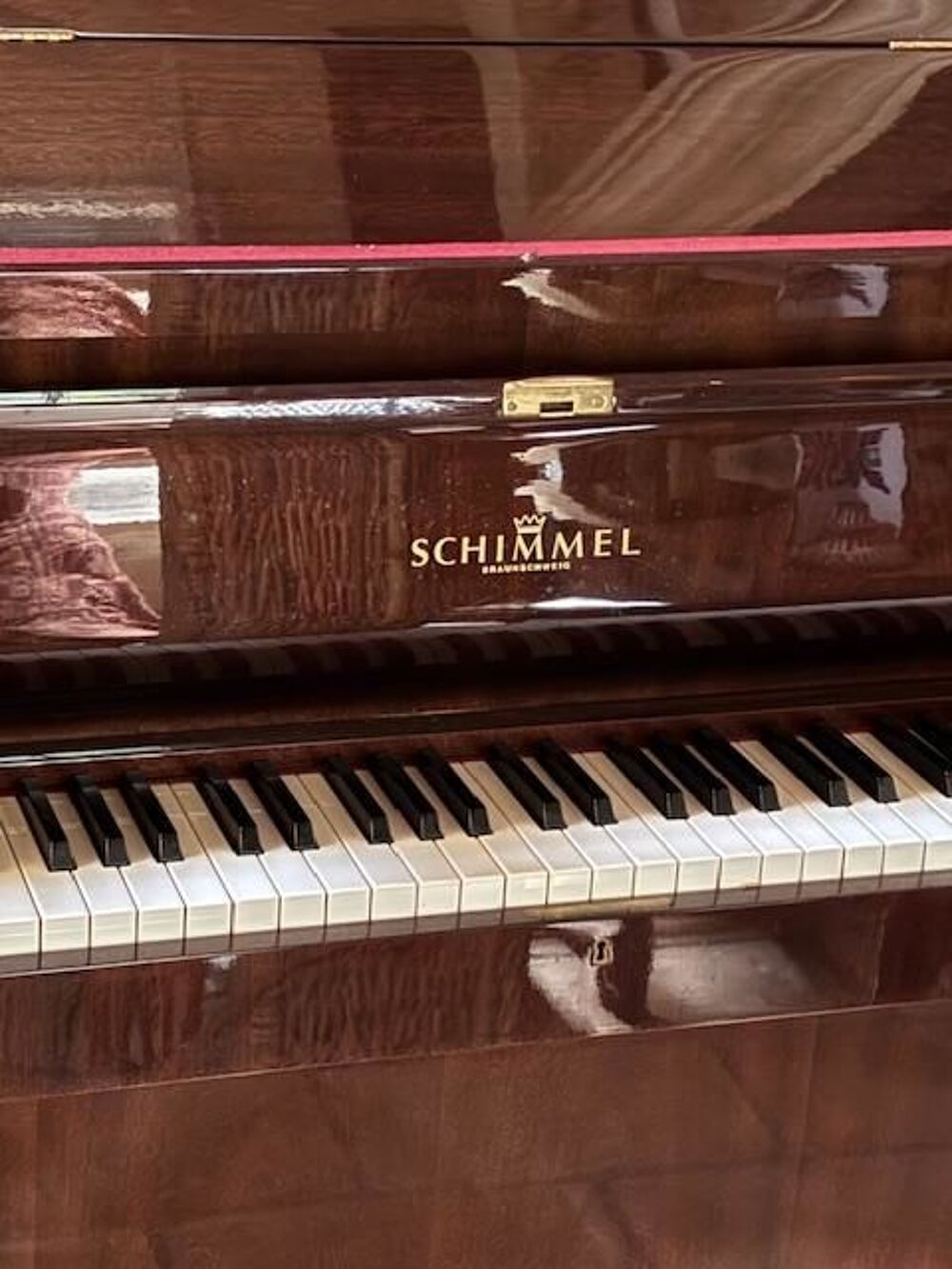 PIANO SCHIMMEL Instruments de musique