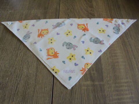 Bavoir (112) 3 Tours (37)