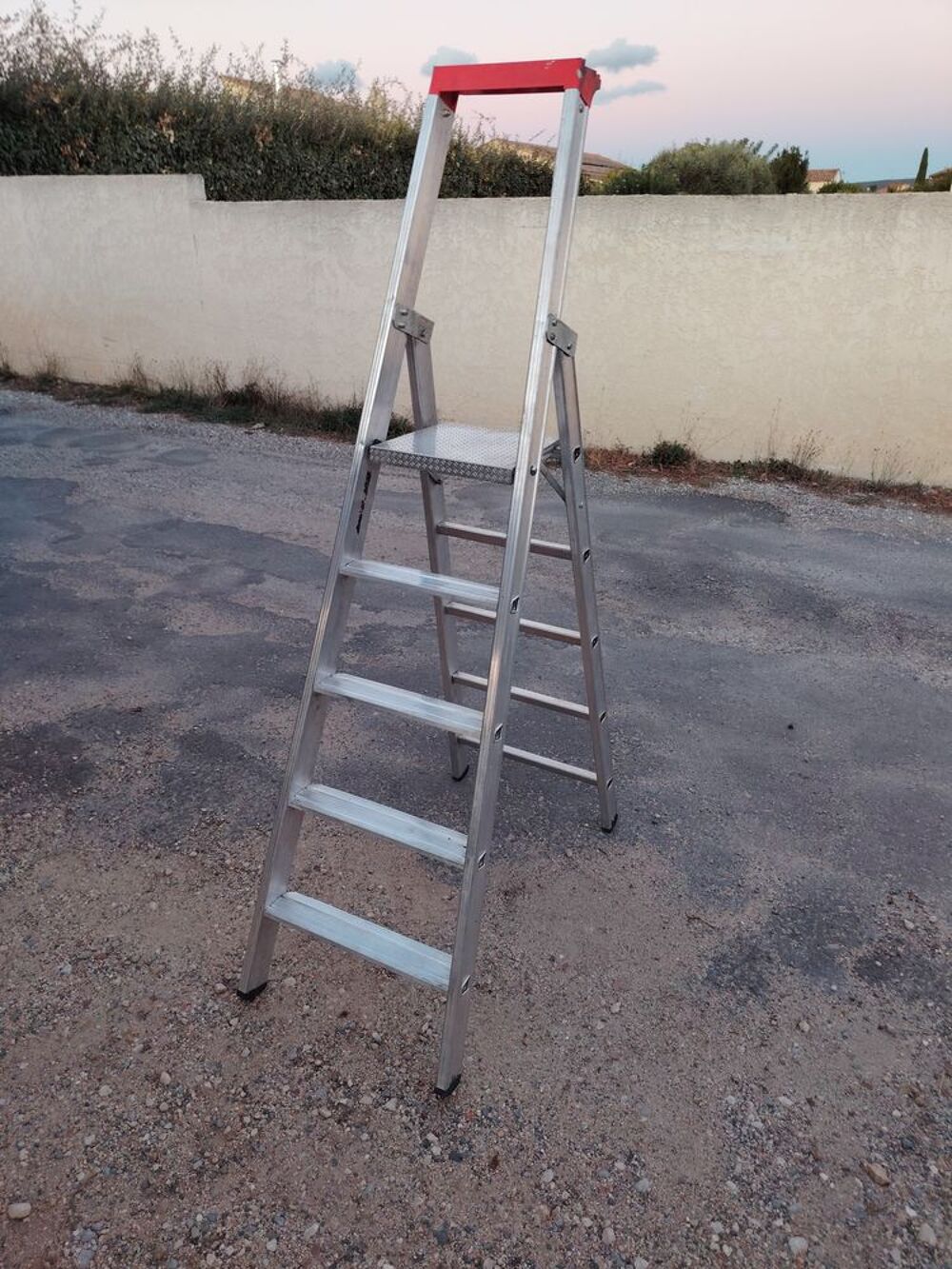Escabeau 5 marches aluminium pro Bricolage