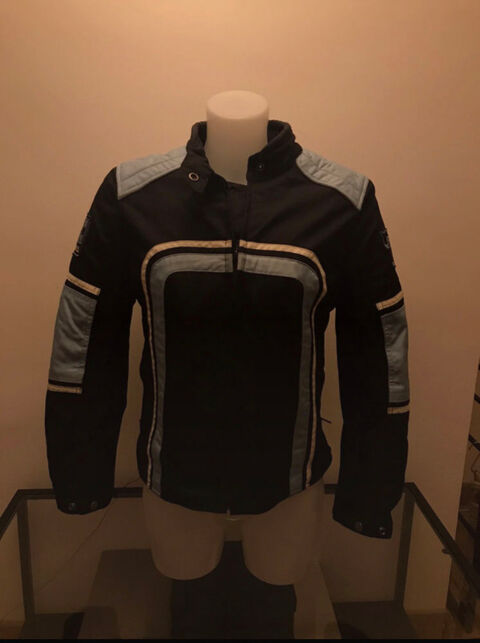 Veste protectrice moto Helstons
80 Montpellier (34)