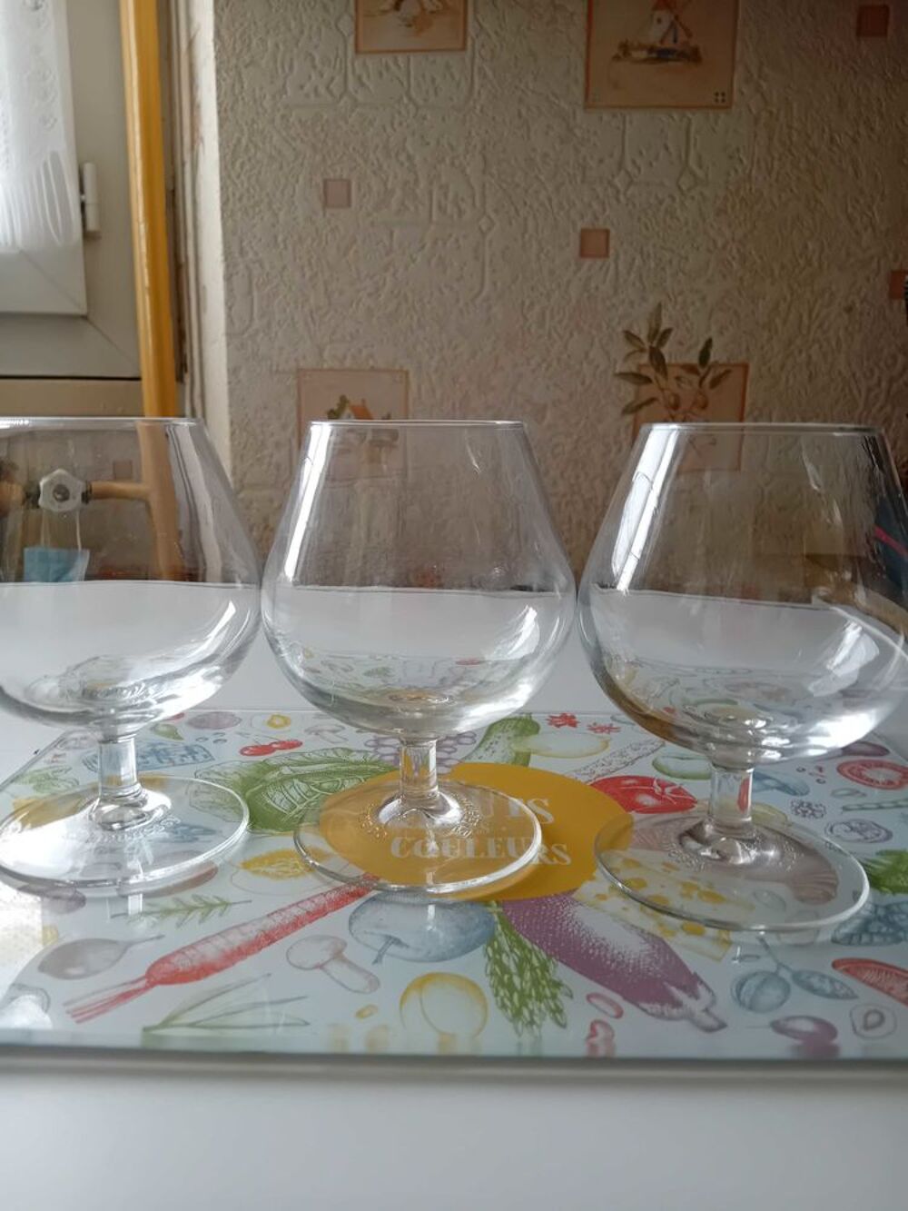 3 verres &agrave; cognac Meubles