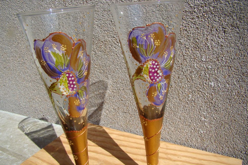 2 fl&ucirc;tes &agrave; champagne en verre &eacute;maill&eacute; Cuisine