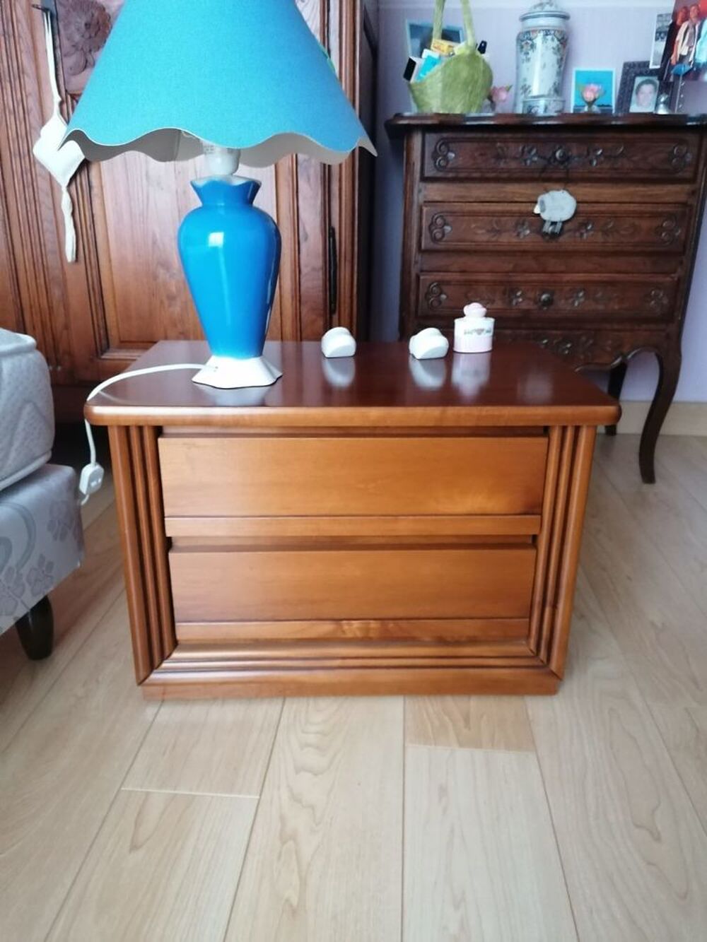 Lits et tables de chevet Meubles