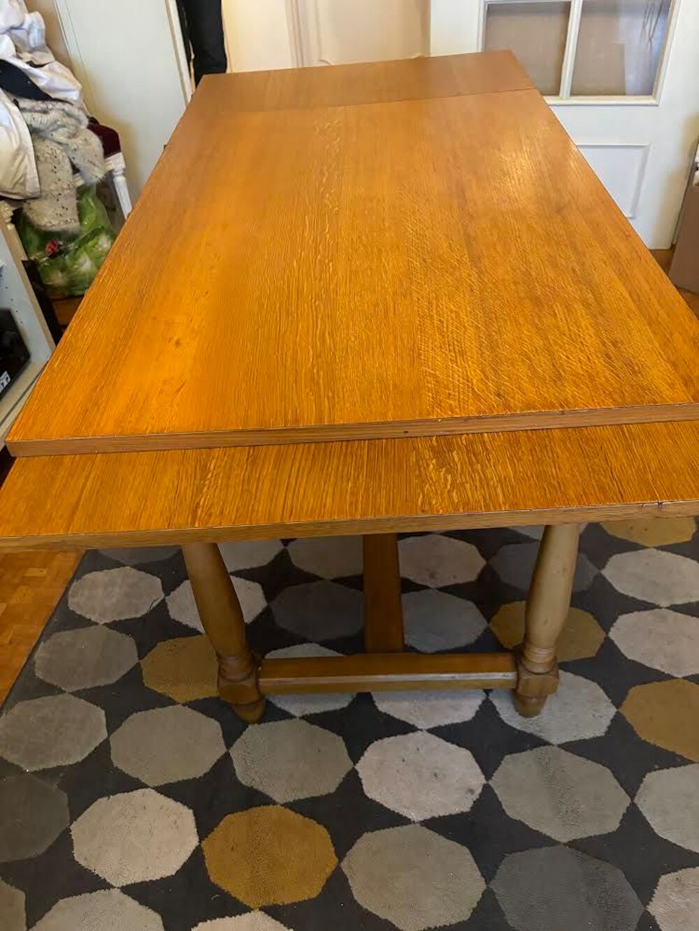 Table de cuisine avec 4 chaises en bois coloris miel Meubles