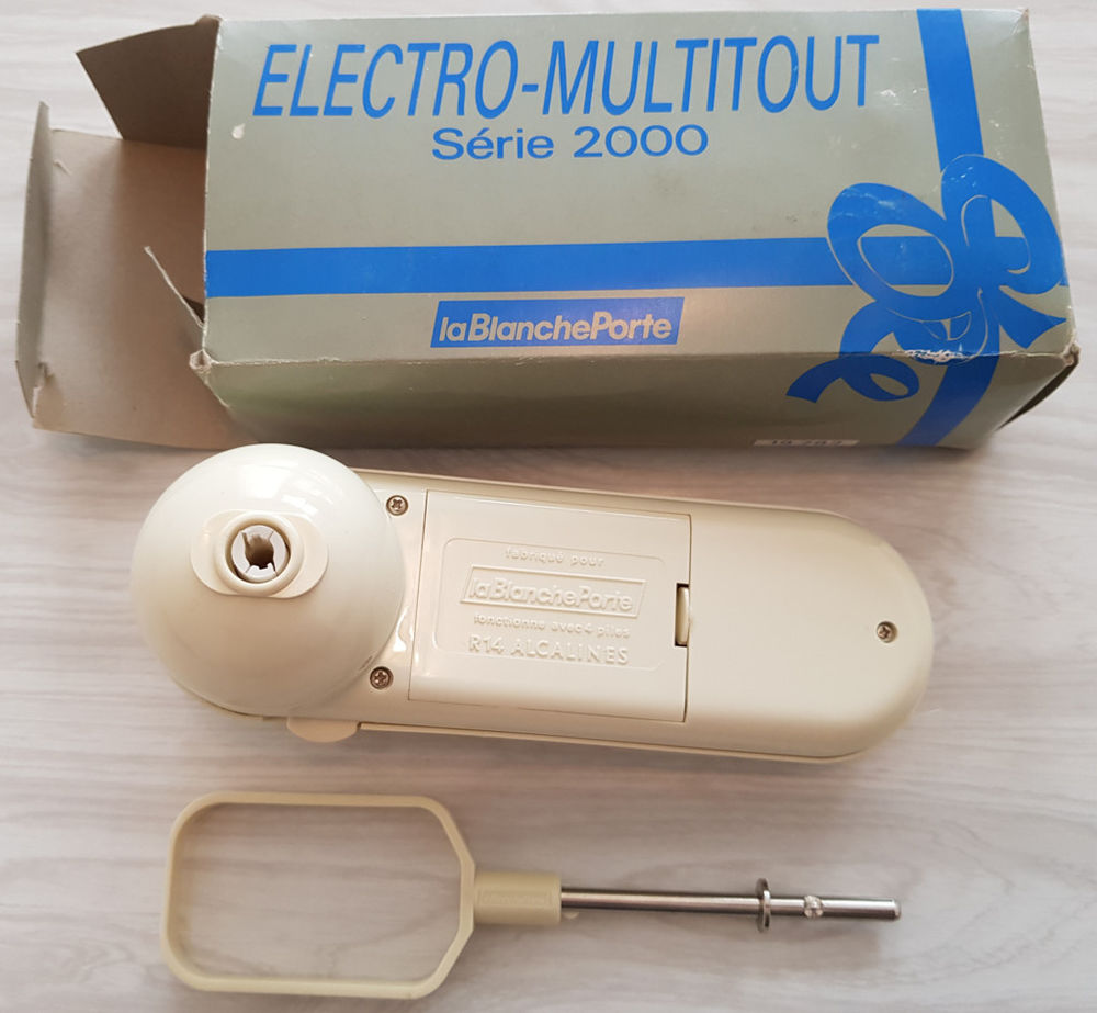Robot dans sa bo&icirc;te d'origine Electro-Multitout S&eacute;rie 2000 Electroménager