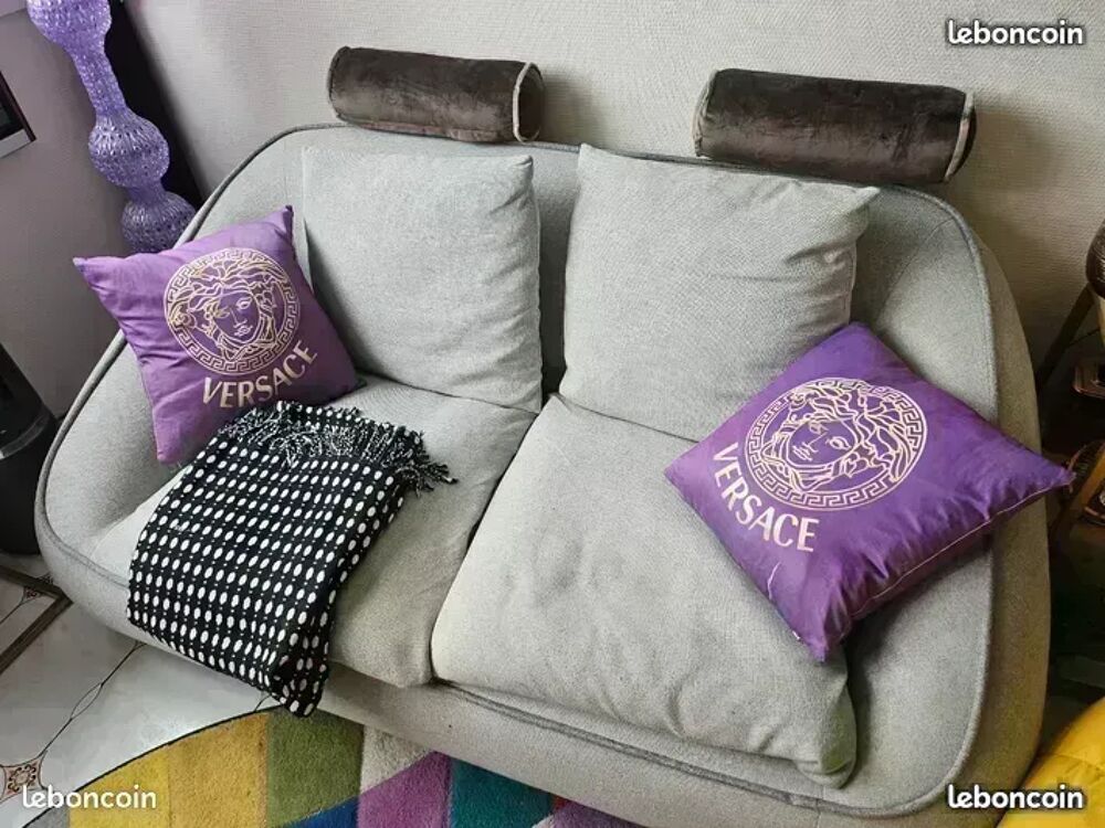 Canap&eacute; tissu 2 places design contemporain Kavehome. Meubles