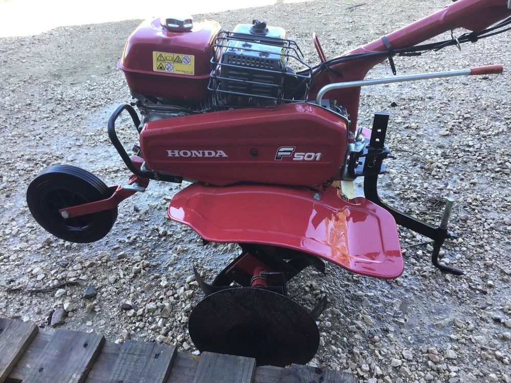 Motoculteur Honda F501 + accessoires ? &Eacute;tat neuf Jardin