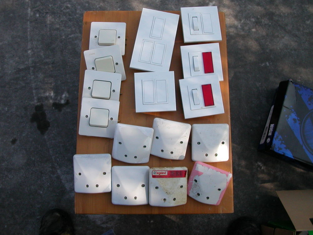 tableau &eacute;lectrique pr&eacute;mont&eacute; Bricolage