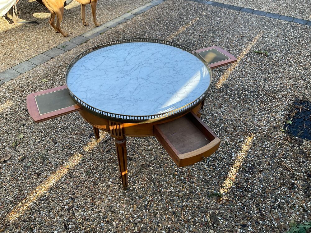 Table de jeux de cartes style Louis XVI. Meubles