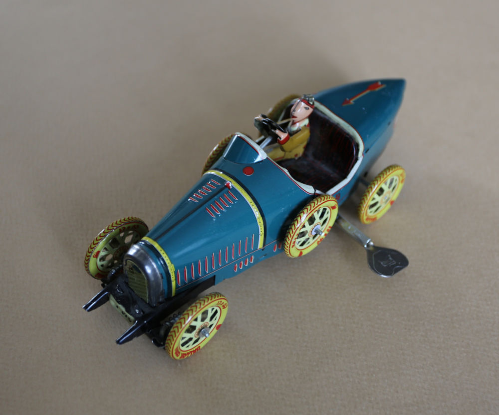 Voiture miniature repro Bugatti &agrave; ressort en tole Ballon Cor Jeux / jouets
