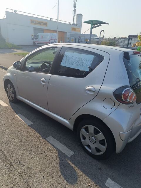 Toyota aygo 1.0 VVT-i Confort