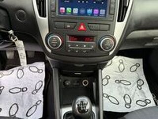 Ceed SW Cee'd SW 1.6 CRDi 115 Pack Navi 2012 occasion 65800 Aureilhan