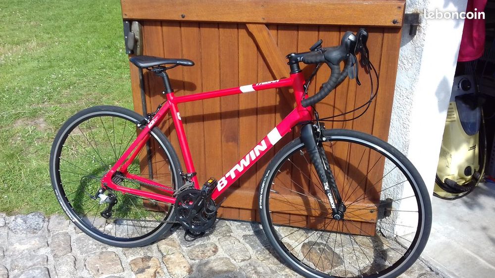 Achetez v lo de route triban quasi neuf annonce vente Confolens