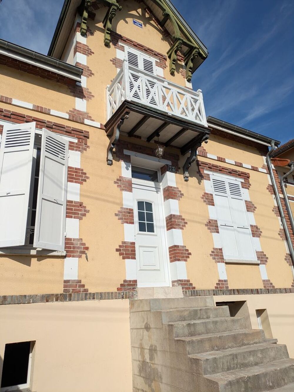 Location Maison proche gare et centre ville de SENS 89100 Sens