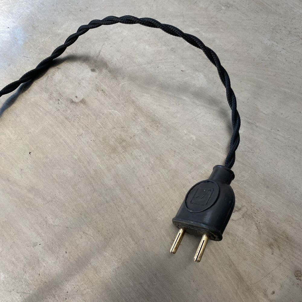 ANCIENNE LAMPE POTENCE SWING INDUSTRIELLE D�coration