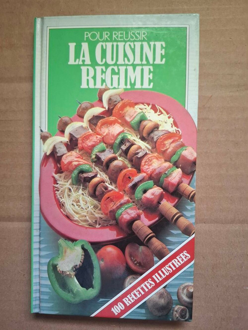 Livre 100 recettes cuisine r&eacute;gime Livres et BD