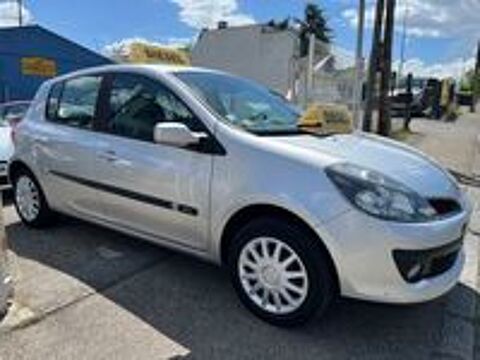 Clio III Clio 1.5 dCi 85 Confort Pack Clim Dynamique 2006 occasion 42700 Firminy