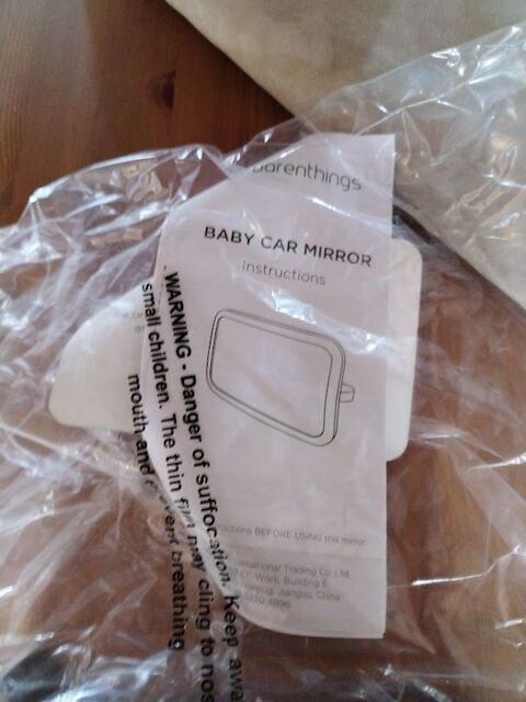 miroir de voiture pour observer b�b� � l'arri�re. M�zens (81)