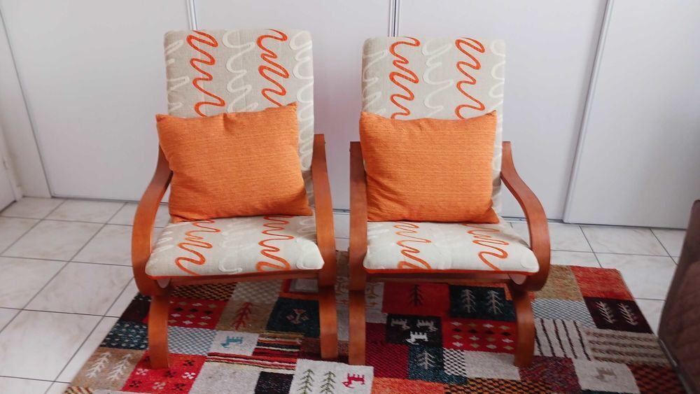 2 fauteuils beige/orange Meubles