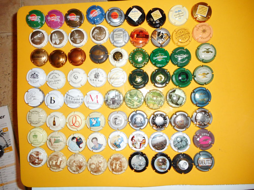 LOTS DE 20 MUSELETS DE CHAMPAGNE 