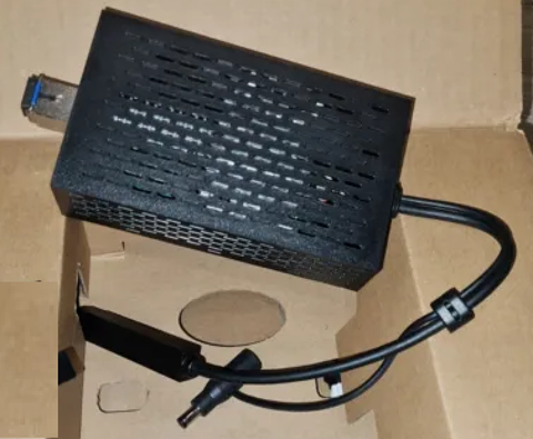 Boitier ONT convertisseur fibre Freebox + module SFP 15 Beauchamp (95)